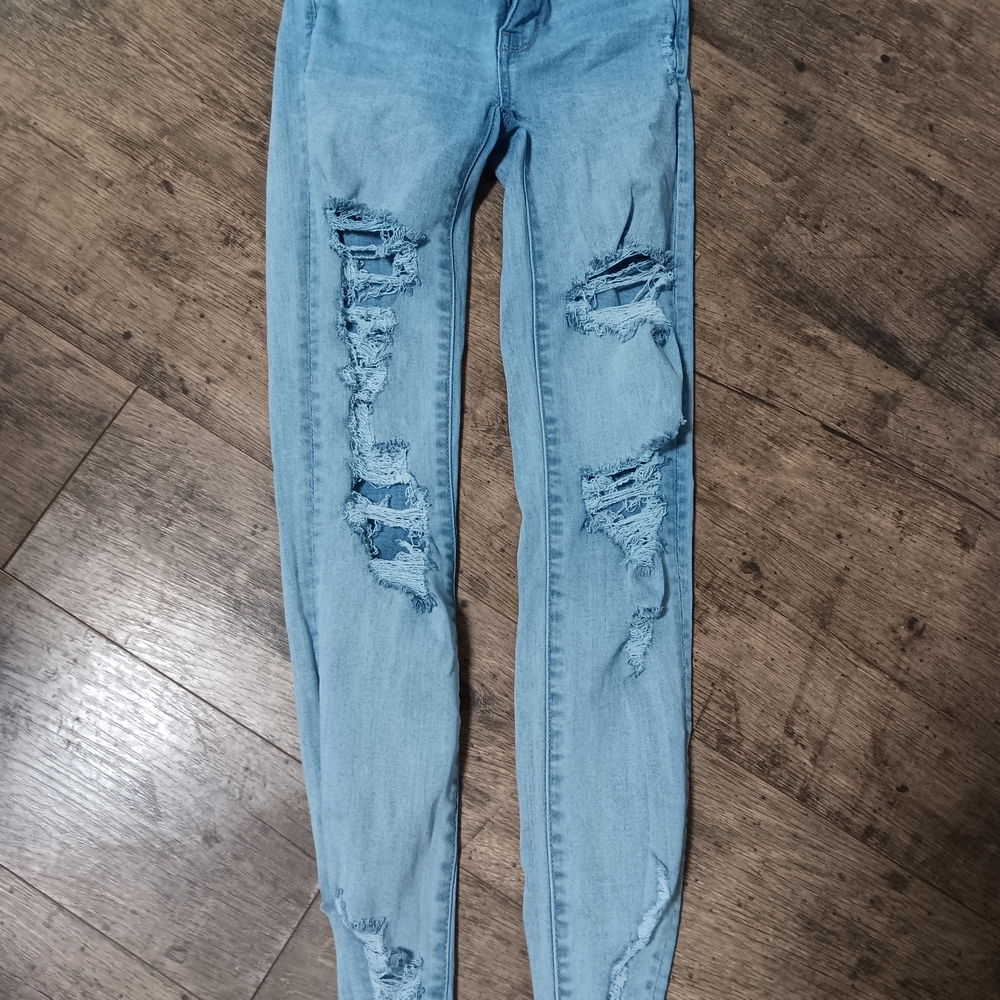 American Eagle Outfitters Light Blue Ripped Skinny Jeans